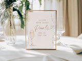 Guess How Many Kisses Bridal Shower Sign | Pearls and Prosecco