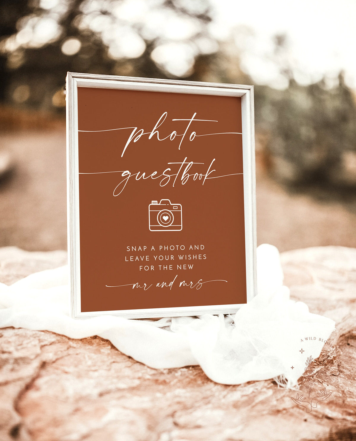 Photo Guestbook Sign | Modern Minimalist Wedding Sign