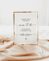 Minimalist Baby Shower Addressee Sign | Help the Mommy-To-Be Sign